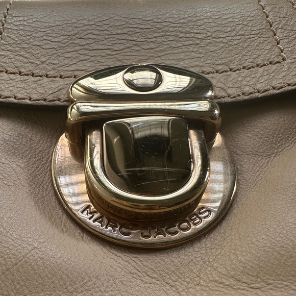 GORGEOUS MARC JACOBS BLAKE BAG💛 - Picture 15 of 16